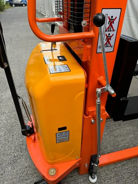 رافعة تكديس كهربائية دفع يدوي